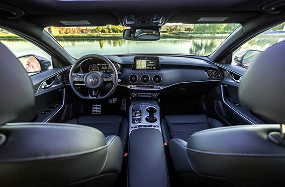 interior kia stinger