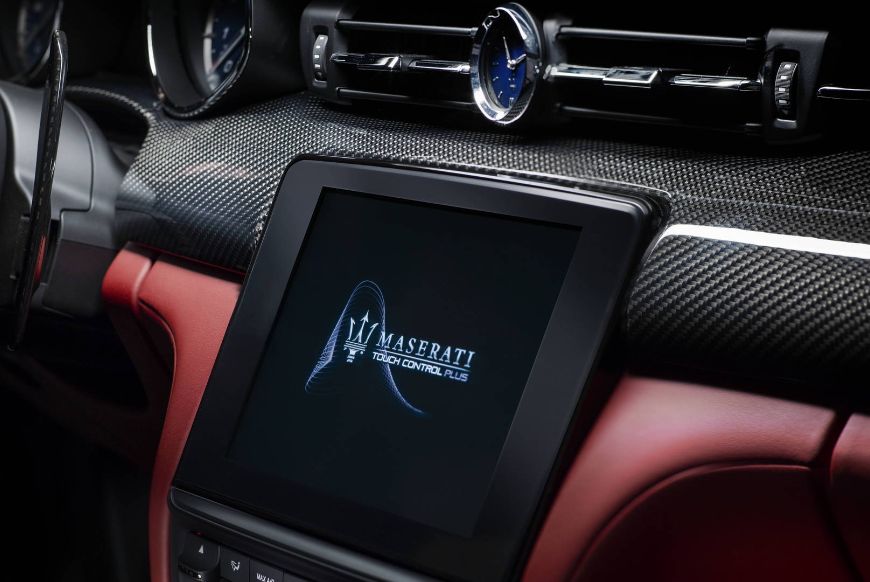 Maserati Quattroporte interior