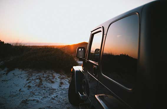 vidrio polarizado en jeep