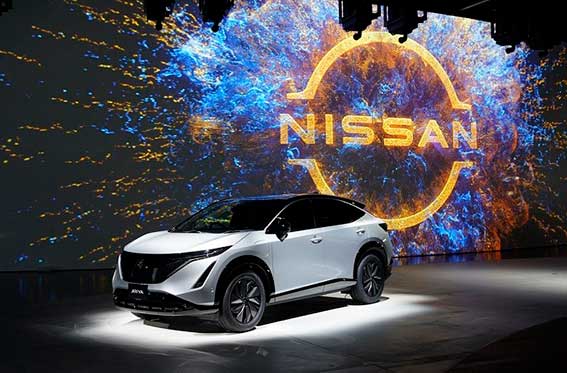 nissan 2021