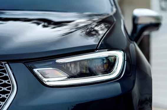 chrysler-pacifica-2021-exterior-faros