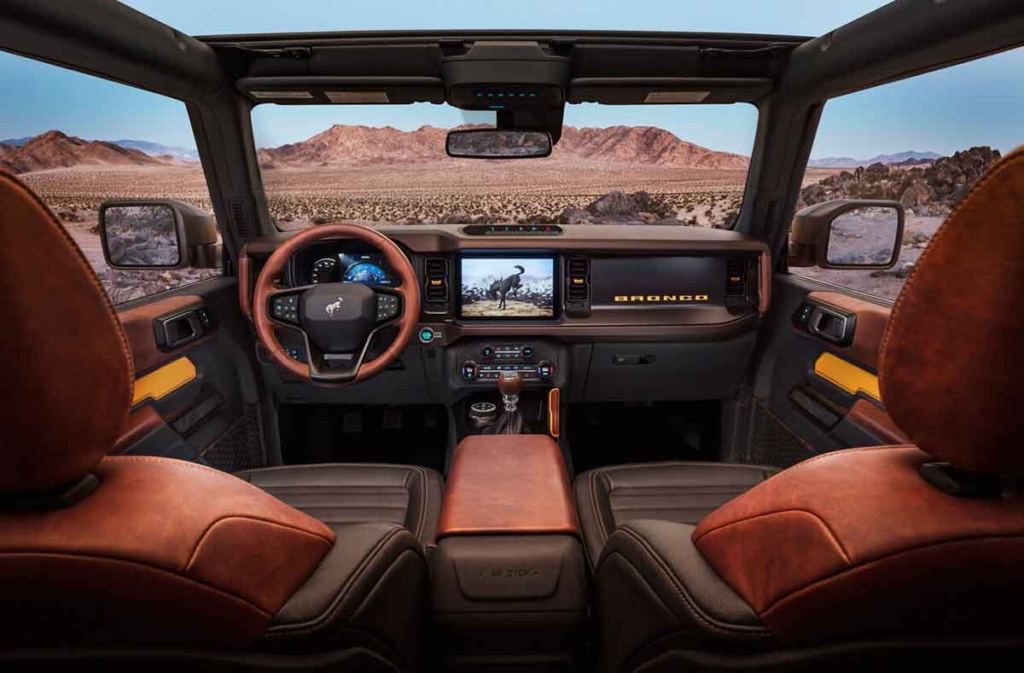 ford-bronco-interior-cabina-2021