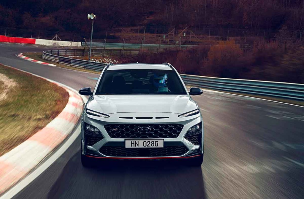 hyundai-kona-n-exterior-manejando