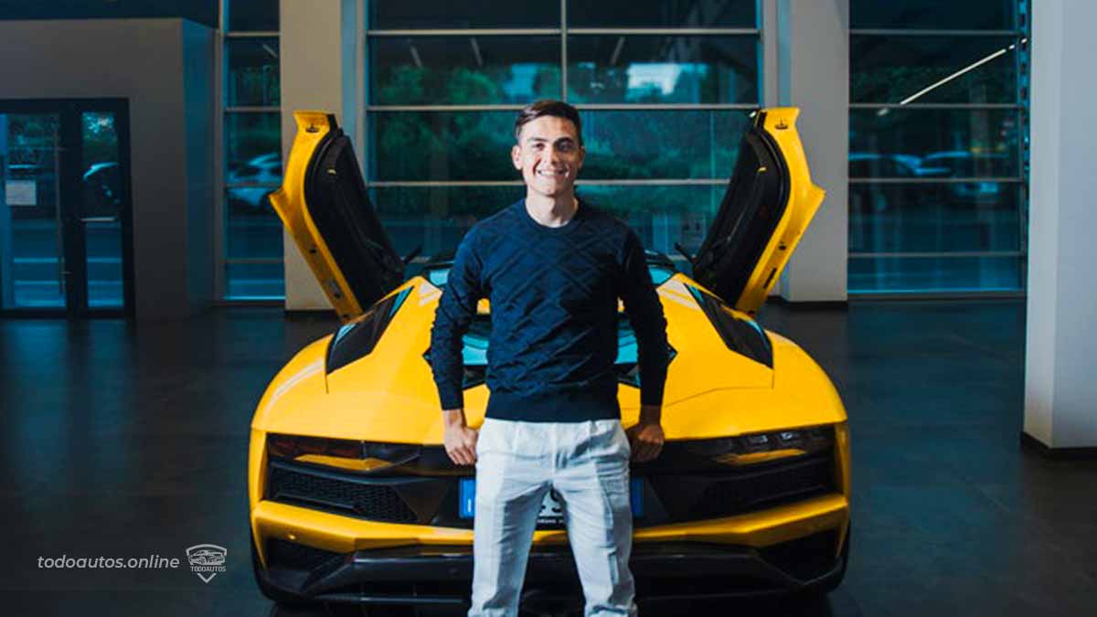 el-lamborghini-de-paulo-dybala-video