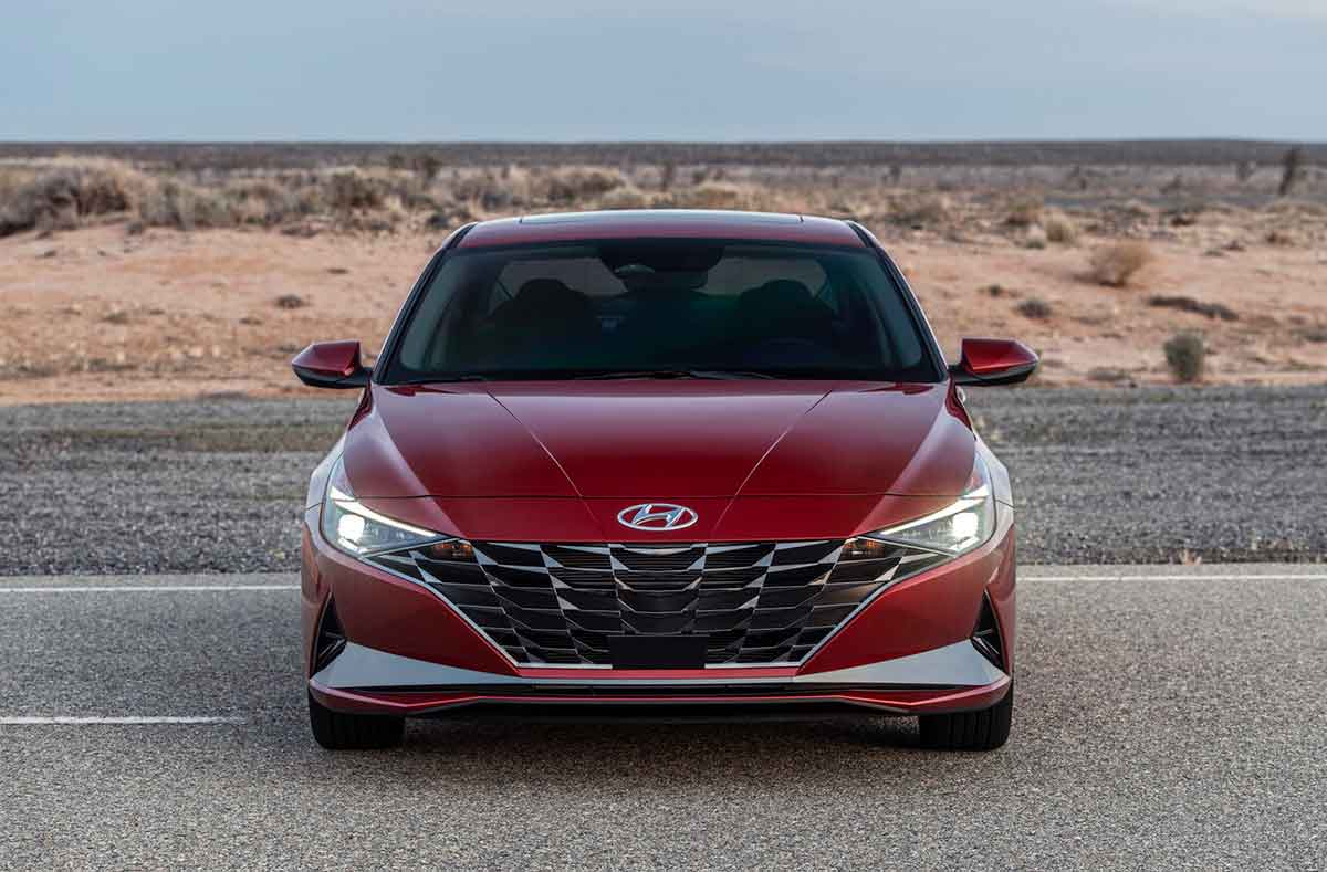 hyundai-elantra-2022-mexico-adelante