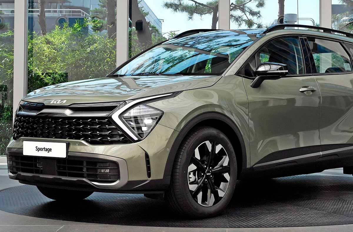 kia-sportage-2023-exterior-frente-lado