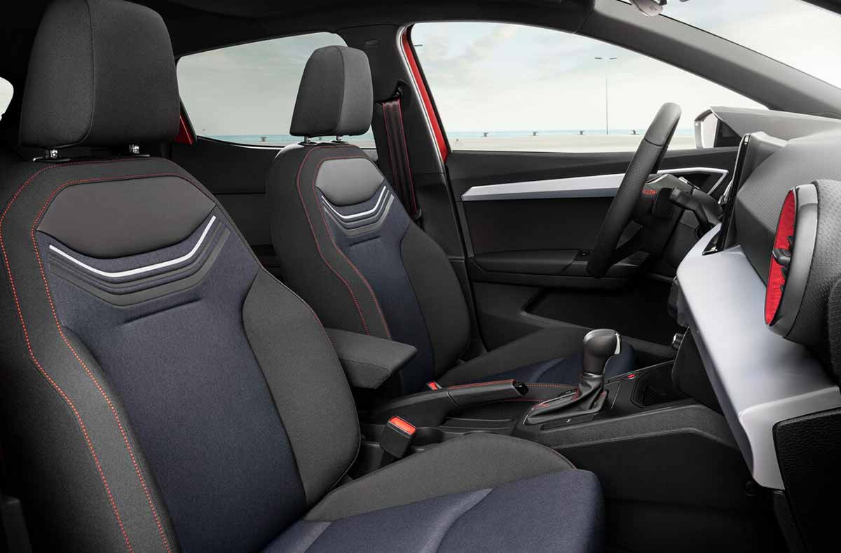 seat-ibiza-2022-interior-2