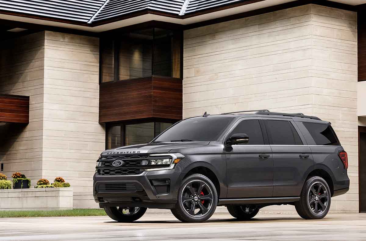 Ford-Expedition-Stealth-2022