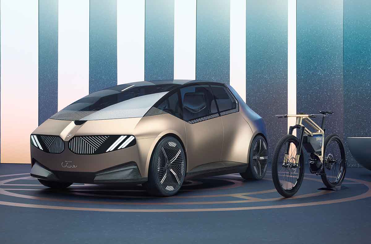 BMW i Vision Circular y bicicleta