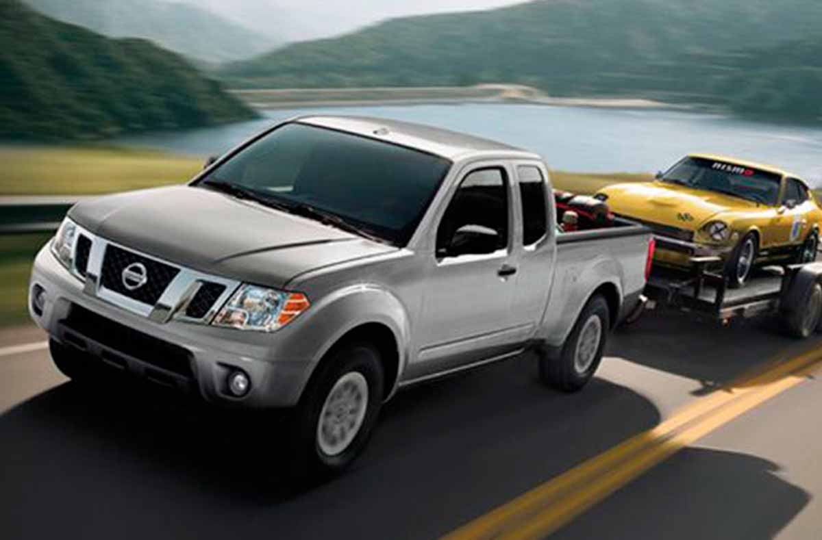 nueva camioneta de nissan con remolque