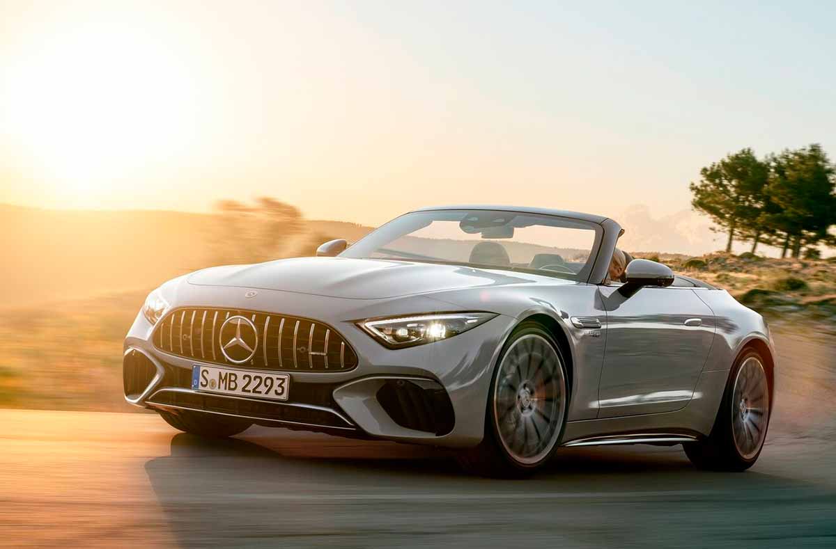 Mercedes-AMG SL 2022 es un convertible deportivo y de lujo