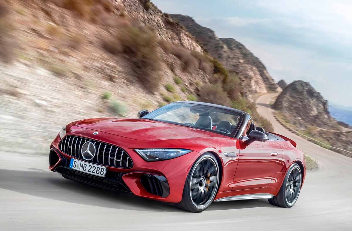 Mercedes-AMG SL 2022 es un convertible deportivo y de lujo