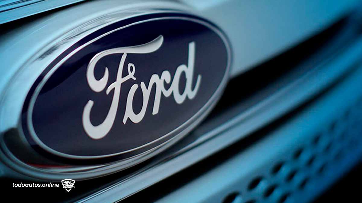 Ford firma acuerdo para asegurar el suministro de chips