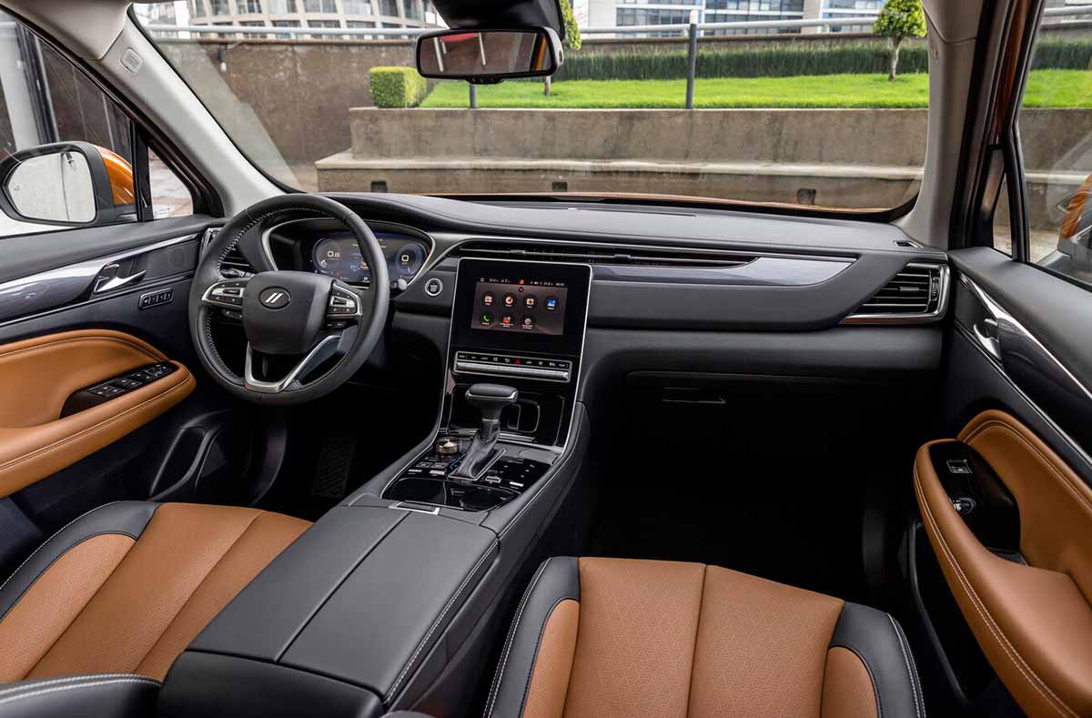 INTERIOR SUV 2022