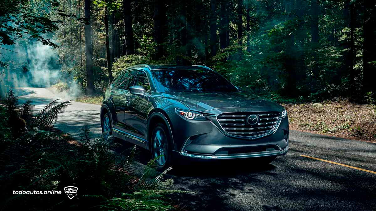 SUV mediano 2022 Mazda CX-9